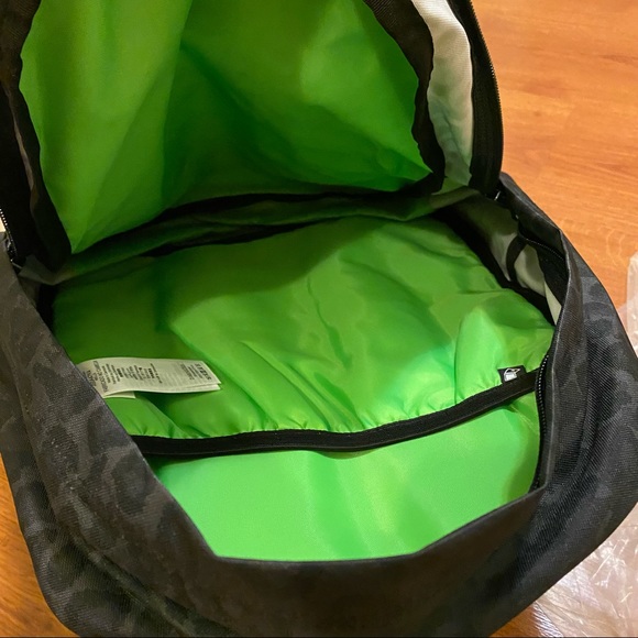 Wells backpack - Picture 6 of 7